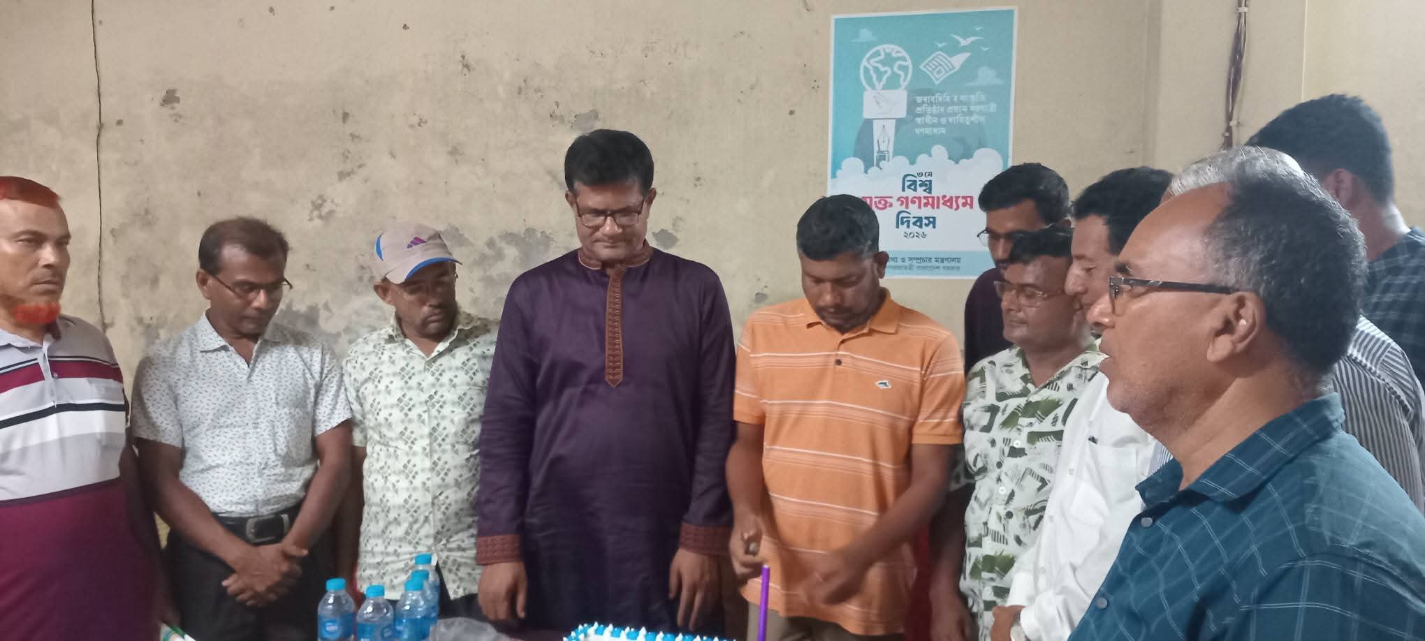 মনিরামপুরে "আমাদের অ্যাম্বুলেন্স" সেবার তৃতীয় প্রতিষ্ঠাবার্ষিকী উদযাপন