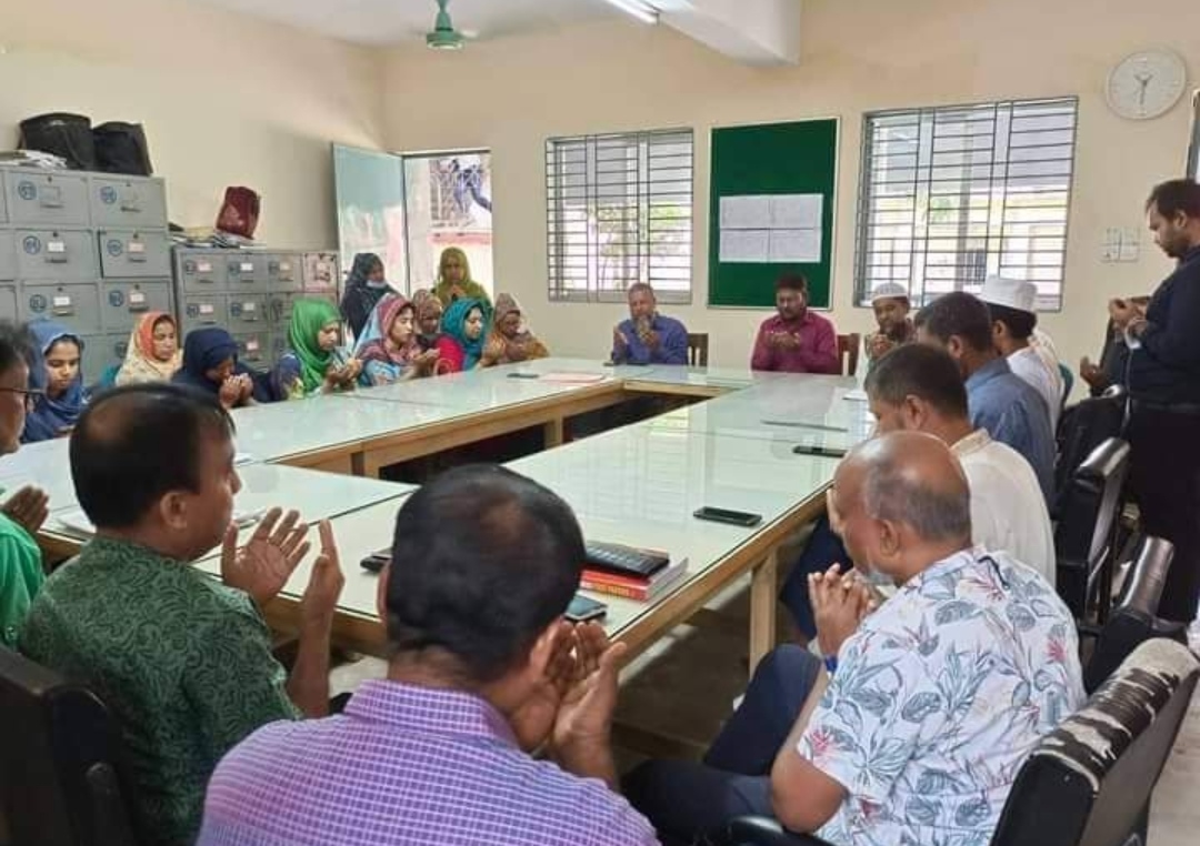 যুব ও ক্রীড়া প্রতিমন্ত্রীর দাদীর রোগ মুক্তি কামনায় দোয়া মাহফিল